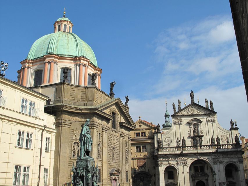 Prague: Vintage Car Ride and Walking Tour - Prague Castle area: where presidents work, kings once ruled