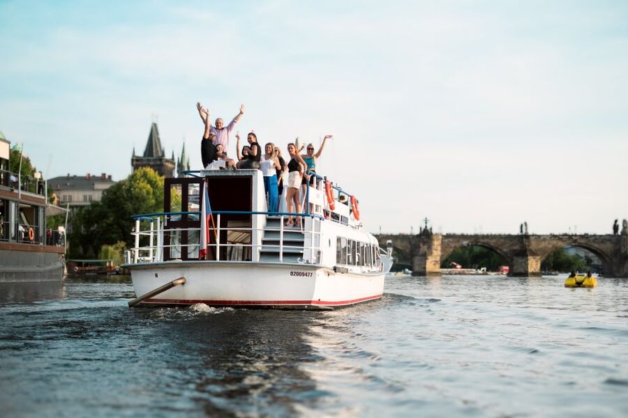 Prague: Vltava River Private Boat Party with Drinks - Should you book the private Vltava boat party?
