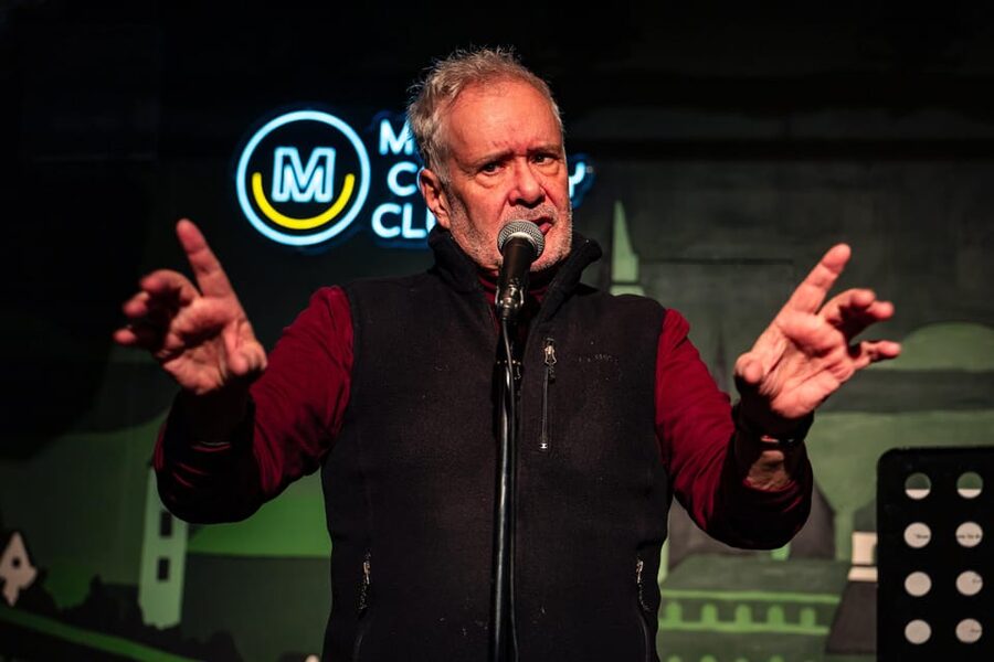 Prague: Wednesday Stand-Up Comedy in English - English Comedy in Prague: The Practical Advantage