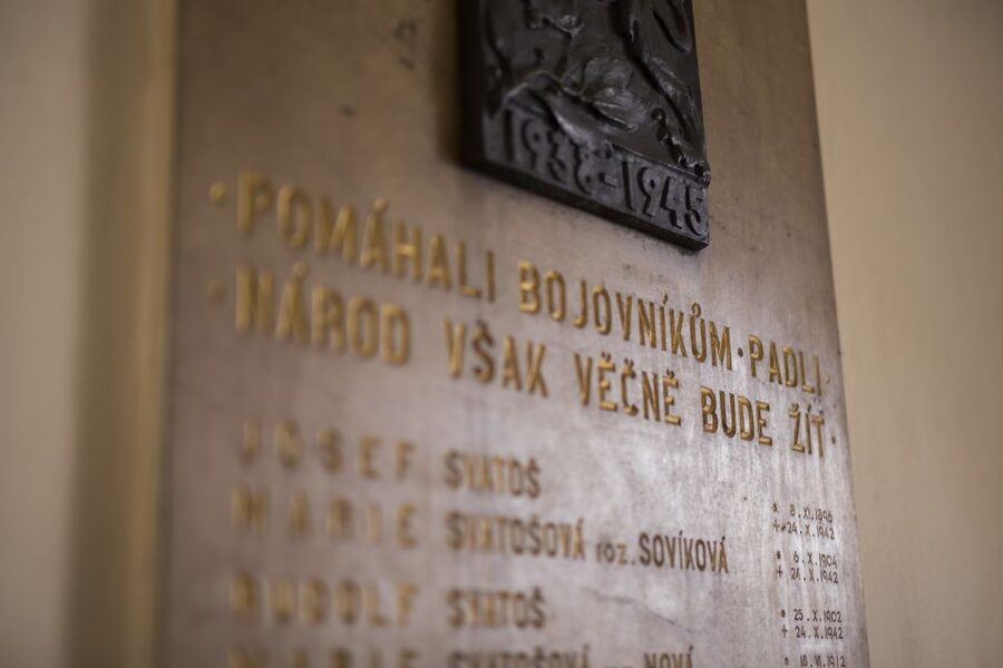 Prague: World War 2 and Operation Anthropoid Walking Tour - Wenceslas Square and Charles Square: Big-Prague Energy With a WWII Lens