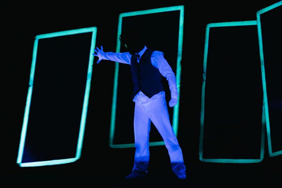 Prague: WOW Show Black Light Theater - Price and value in Prague, is $31 worth it?