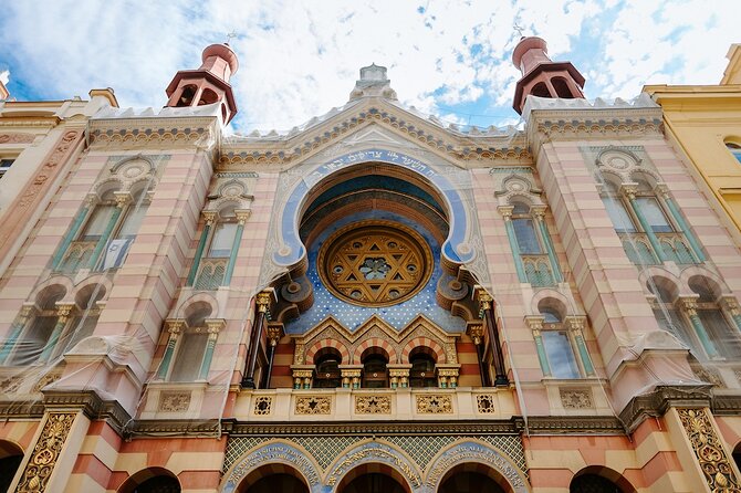PRIVATE: 3h Stories of Prague Jewish Quarter Tour, drink included - Spanish Synagogue: the “unusual” one you will remember