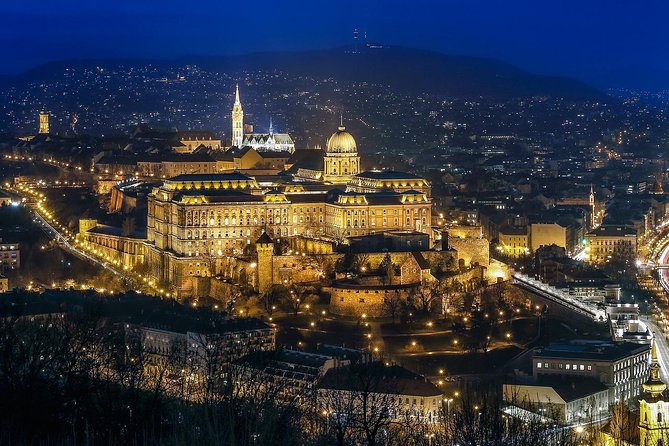 Private Car Transfer from Prague to Budapest with 2 Hour Stop - Vehicle choice and luggage math that actually matters