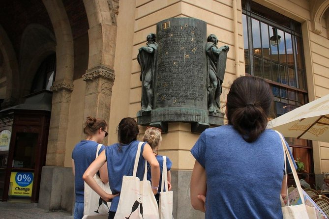 Private city discovery tour - A Historical Treasure Hunt - Price and value: is $33.88 per person worth it?