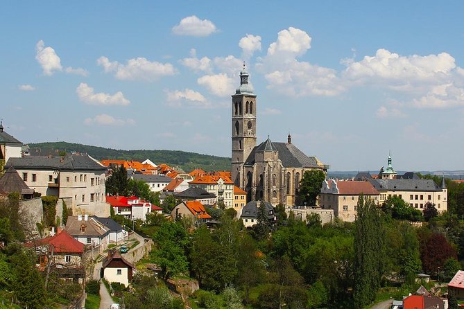 Private Day Trip to Kutna Hora From Prague by car - Sedlec Ossuary Bone Chapel: What to Expect and How to Beat the Flow