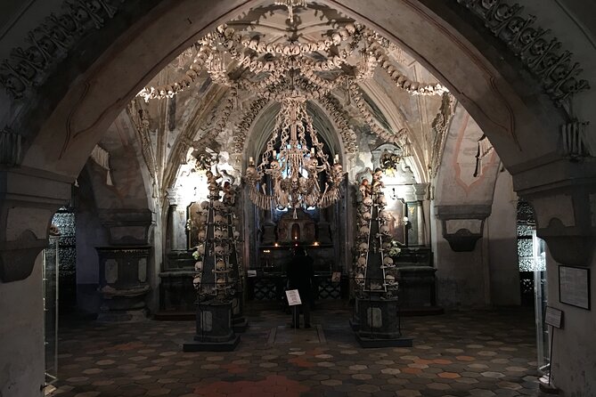 Private Guided Tour Prague to UNESCO Kutna Hora with Transfers - Price and time: where the $302.34 value really comes from