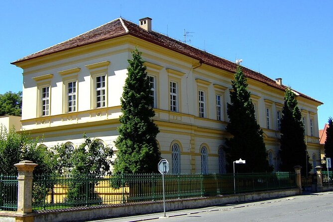 Private Half-Day Tour From Prague To Terezín Concentration Camp - Secret chapel and crematorium stop: closing the story without turning away