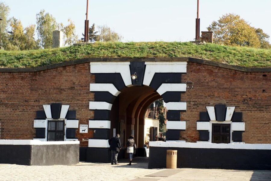 Private Half-Day Tour To Terezin Concentration Camp - Big Fortress: The Ghetto and the Museum That Explains Daily Life