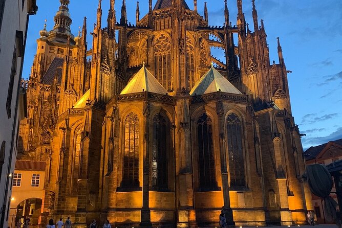Private Photography Tour of Prague by Night - Pickup, timing, and what to bring for a smooth night shoot