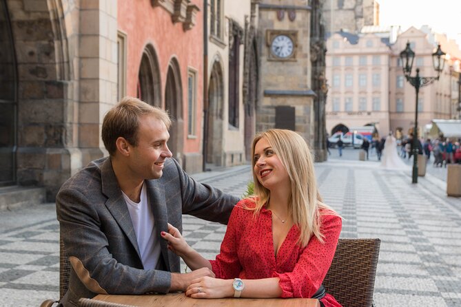 Private Photoshoot Tour in Prague - What’s included in the photos, and what is not