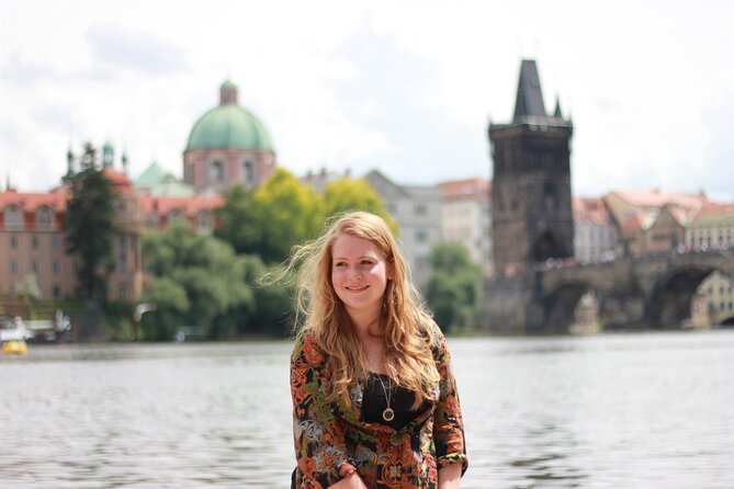 Private Prague Photoshoot for Individuals, Couples and Families - 50+ Photos, Delivered Fast: Why the Turnaround Is Part of the Value