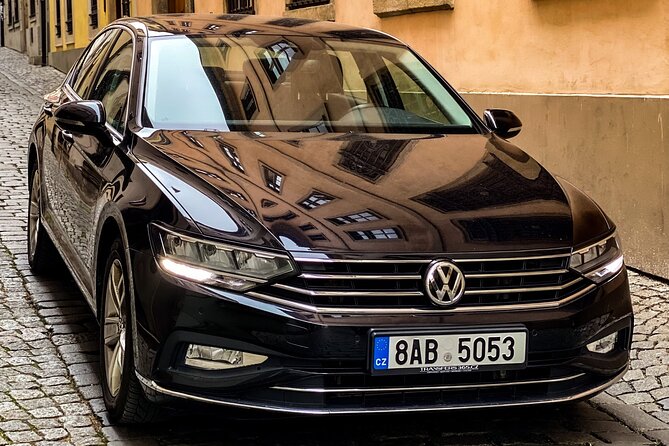 Private ROUND-TRIP (FROM and TO the AIRPORT) by LIMOUSINE 3+1pax - Key Highlights You Will Feel Immediately