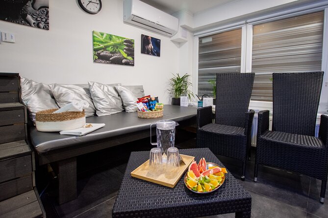Private Spa with Jacuzzi and Sauna - BLACK ZONE - Jacuzzi first, if that is your plan