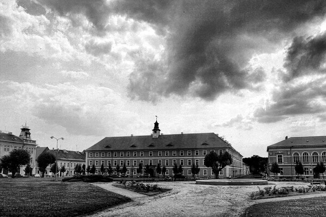 Private Terezin Nazi camp tour from Prague All-Inclusive - Guide quality makes the difference, especially with Michal