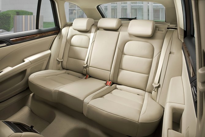 Private Transfer from Prague Airport to Prague City Hotels 1 - 3 pax - From Airport Door to Hotel Door: What This Transfer Really Delivers