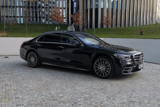 Private Transfer from Prague Airport to Prague City Hotels 1 - 3 pax - The Best Use Cases: Who This Transfer Suits