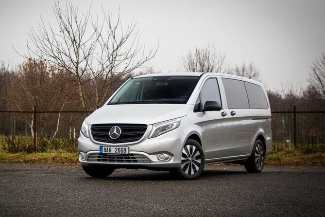 Private Transfer from Prague Airport to Prague City Hotels 1 - 7 pax - Practical Tips to Make This Transfer Feel Effortless