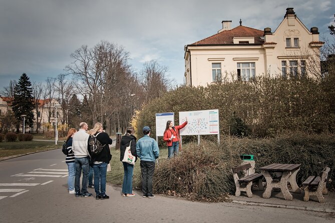 Psychiatric Hospital & Abandoned Cemetery - Key things that make this tour worth your time