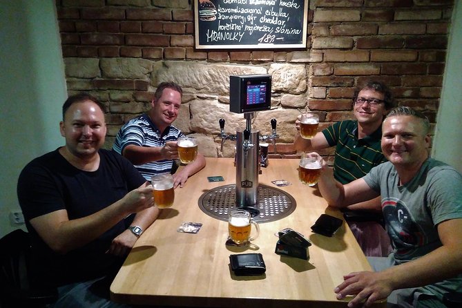 PUB und CLUB Crawl in the Czech Republic: Pilsen - Pickup, Timing, and the 5-Hour Rhythm You’re Signing Up For