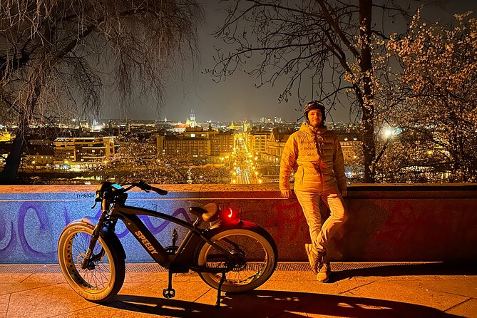 Retro Style E-Bike Night Tour in Prague - Live Guided - Letná viewpoint: five bridges and the Prime Minister’s office in the same frame