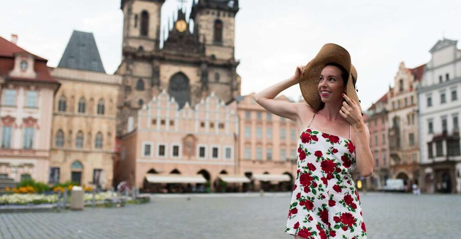 Romantic Photoshoot Experience for Couples in Prague - Should You Book This Prague Photoshoot?