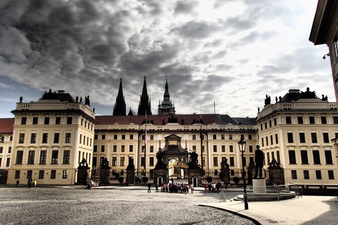 Saint Vitus Cathedral and Hidden Gems of Prague Castle - St. Vitus Cathedral: where you stop and actually look