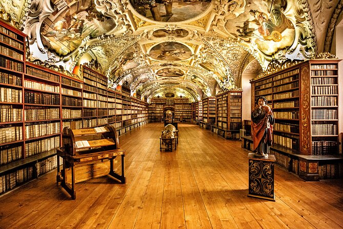 Saint Vitus Cathedral and Hidden Gems of Prague Castle - Getting oriented at Pohořelec, then slipping into castle-side Prague