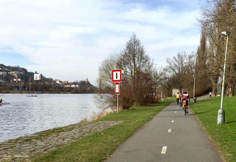 Self-Guided Bike Tour to Unetice Brewery - Ferry timing (10am to 1pm): why it can change your whole afternoon