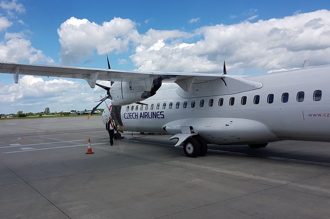 Shared Departure Transfer: Prague Hotel to Prague Airport - Key Details That Matter Before You Go