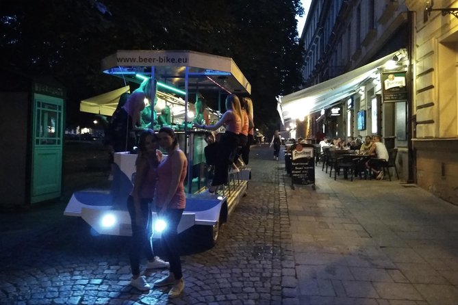 Sightseeing Tour in the Czech Republic: Beer Bike in Pilsen - Your guide Martin and the private group feel