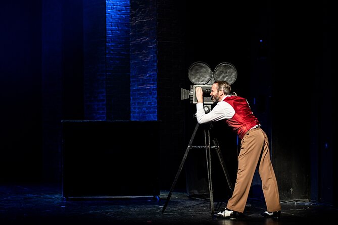 Singin' in the Rain Musical in Hybernia Theatre - What the show feels like in the room