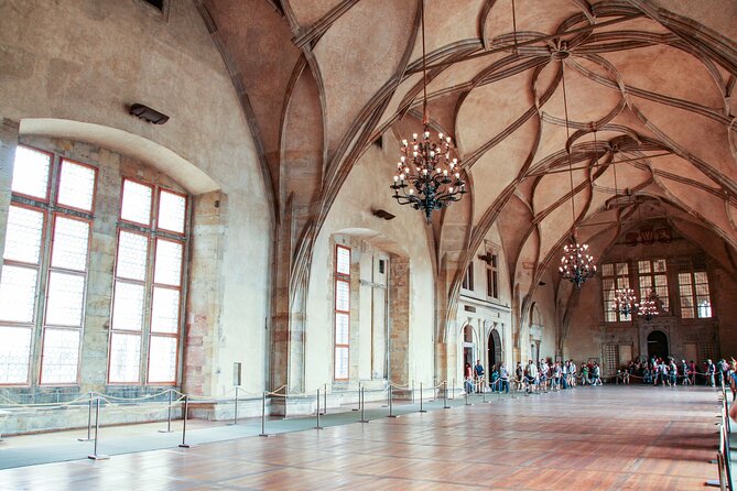 Skip the line: Prague Castle Interiors Tour with Local Guide - Old Royal Palace and Vladislav Hall: Tombs, Chapels, and Vaulted Scale