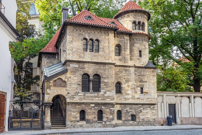 Small-Group Tour through the History of Jewish Prague - Spanish Synagogue and the Jewish Museum: Joseph II to Postwar Prague