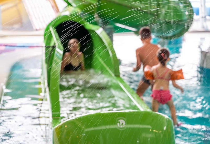 South Moravia: Aqualand Moravia Entry Ticket - Pools first: outdoor 37°C soak plus indoor comfort