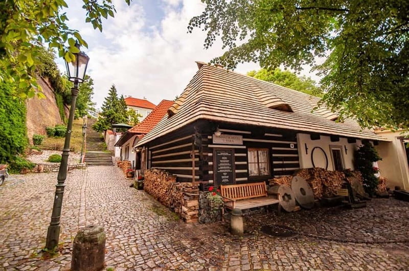 St Vitus Cathedral & Hidden Gems of Prague Castle - Walking Nový Svět: the calm lane that changes the vibe