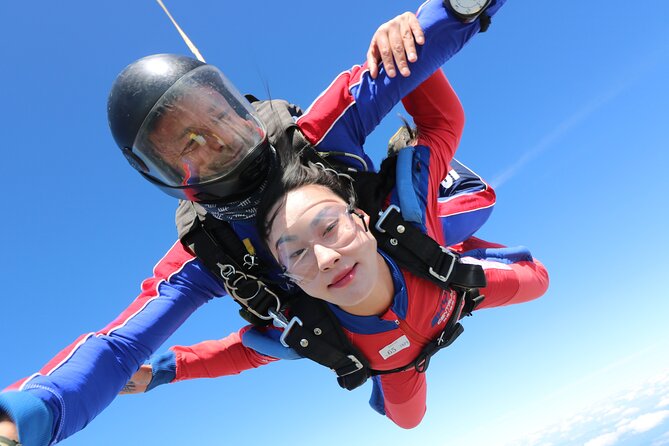 Tandem Skydiving in Prague - Tandem Jump with transfers! - Briefing and equipment: how they set you up to feel safe