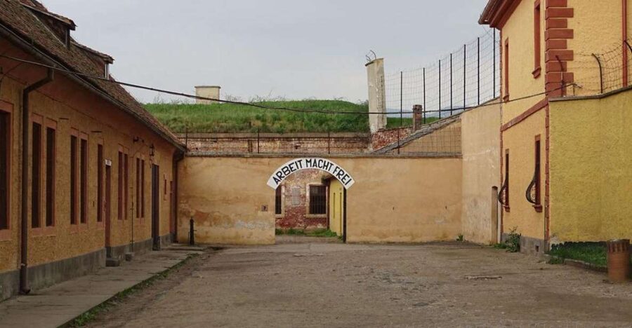 Terezin concentration field excursion - Terezín in 6 hours, what this excursion actually covers