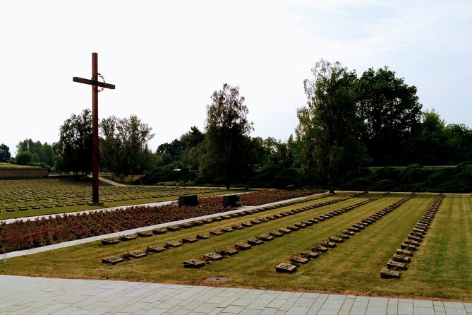 Terezin: Private Half-Day Tour from Prague - Mala Pevnost: prison details that are hard to forget