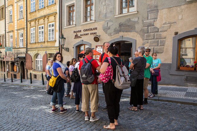 The Prague Tour All Inclusive with Pick up, Boat Trip and Lunch - Old Town Hall and Astronomical Clock: timing and attention span
