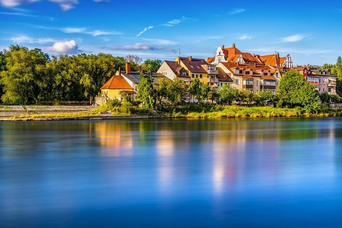 Transfer from Prague to Munich: Private with a 2 Hour Stop - Price and Value: Why This Can Beat the Train in Real Life
