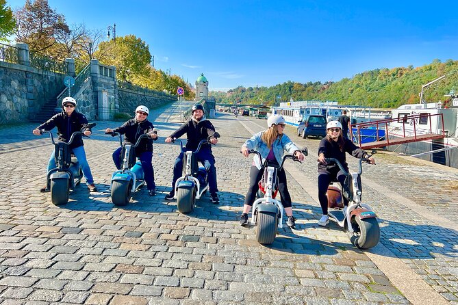 Viewpoints & Castle tour on SCROOSER - Charles Bridge First: The Classic Prague Photo Moment