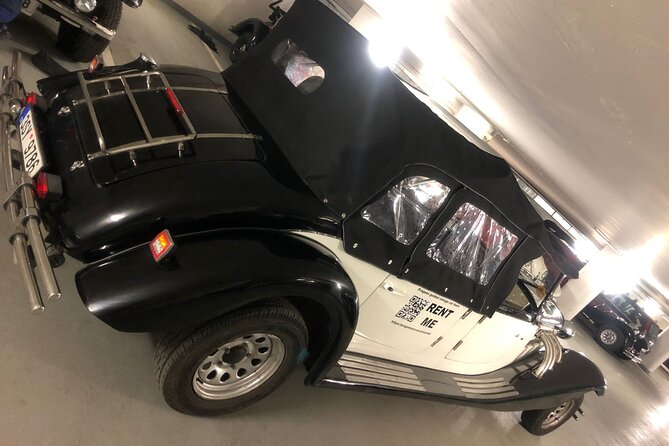 Vintage Cars Prague - Grand City Tour 150min / 1-6 pers. 2,5hrs - Cultural buildings, gold roofs, and a tower that once held gunpowder