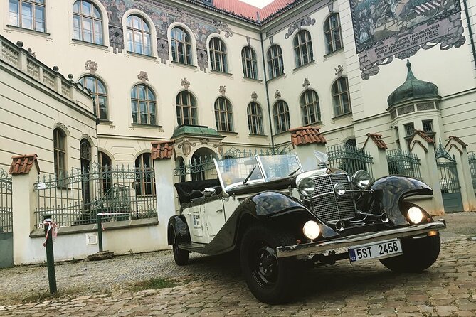 Vintage Cars Prague - Grand City Tour 150min / 1-6 pers. 2,5hrs - Old Town anchors: Astronomical Clock and the Jewish Quarter flavor