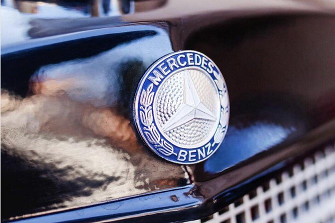 Vintage Cars Prague - Sightseeing Tour 90min / 1-6 pers. - Should You Book This Vintage Cars Prague 90-Minute Tour?