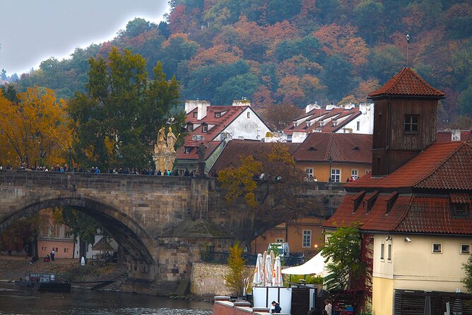 Walking through ages: 11th to 21st century, Prague flavoured - Hradcany Square and the Lesser Town lanes