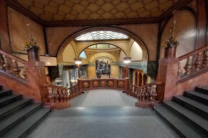 Walking Tour in Prague with Local Historian - 2.5 hours on foot, a $25 value, and the weather reality