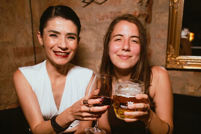 Wednesday Night Live Music and Cocktails Ticket in Kontakt Bar - Who should book this, and who might prefer something else