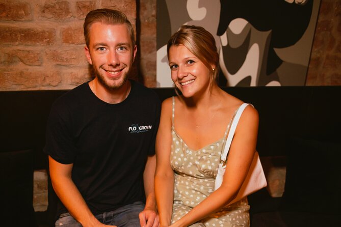 Wednesday Night Live Music and Cocktails Ticket in Kontakt Bar - Practical logistics: mobile ticket, transport, and what to bring