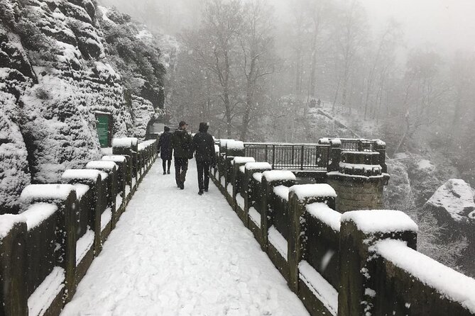 Winterland Tour to Bohemian and Saxon Switzerland from Prague - The ride in the minivan, and why it matters in winter